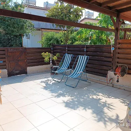 Ferienhaus_familykrausz * Perivolia